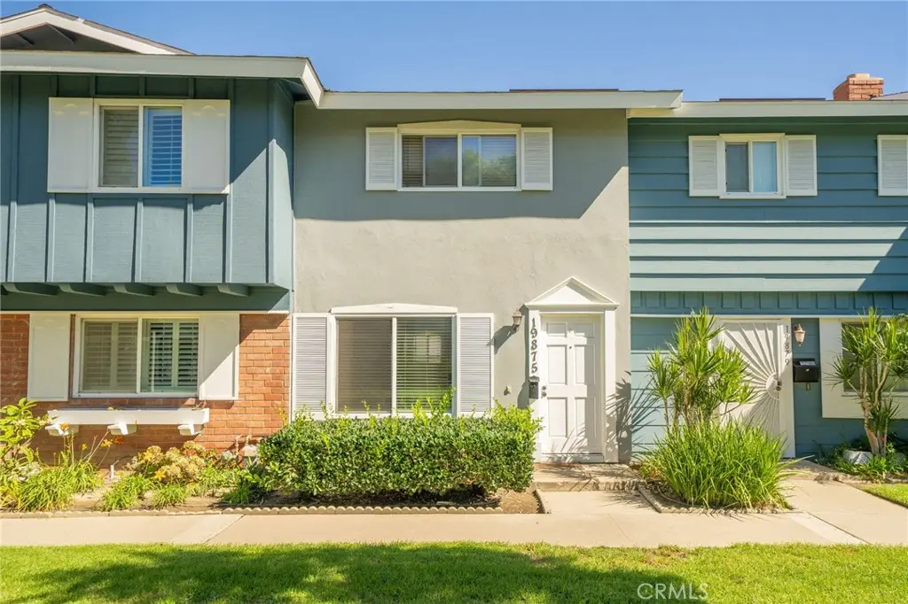 Townhouse for sale at 19875 Kingswood, Huntington Beach, CA featuring 2 beds and 2 baths