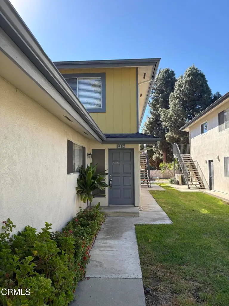 Residential Lease for rent at 5254 Shenandoah Street, Ventura, Ventura County, CA featuring 2 beds and 1 bath