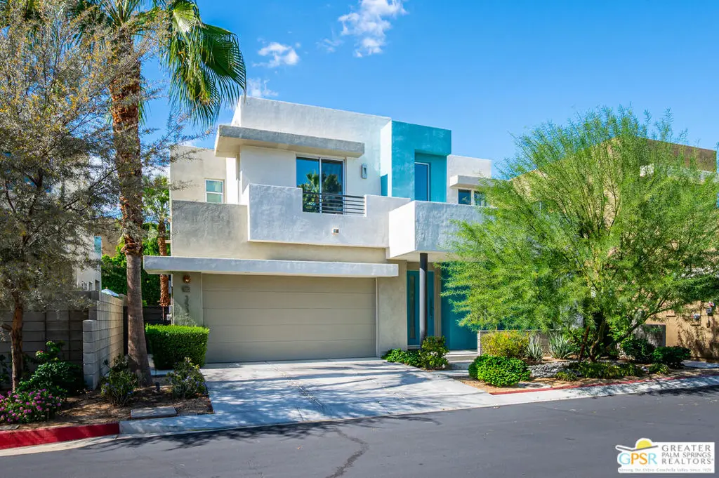 Single Family Residence for rent at 35327 Rush Lane, Cathedral City, CA featuring 2 beds and 3 baths