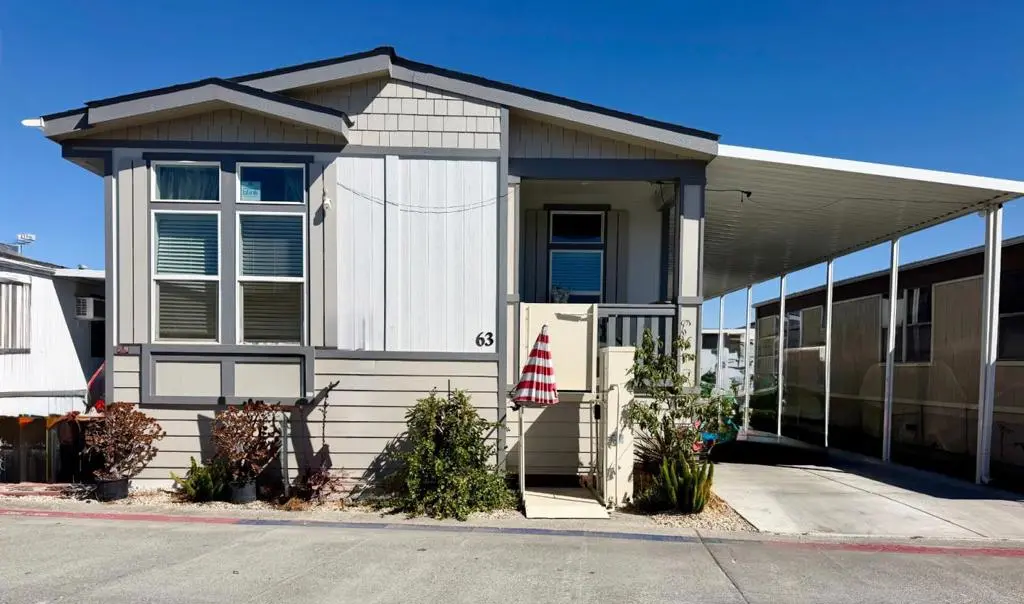 Manufactured In Park for sale at 270 Umbarger Road 63, San Jose, CA featuring 3 beds and 2 baths