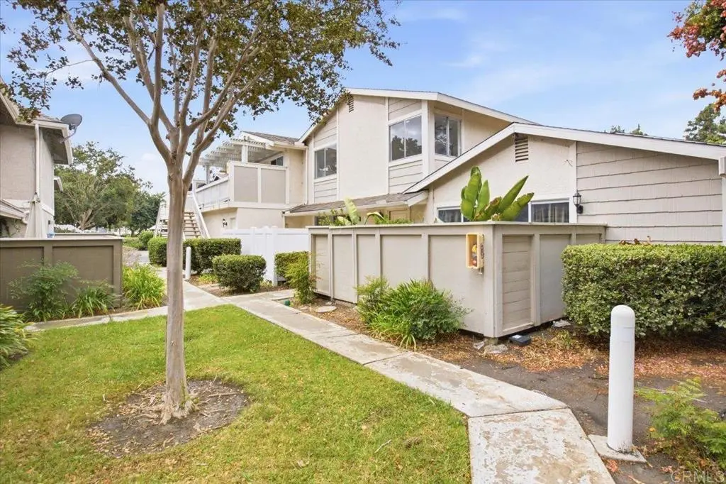 Condominium for sale at 846 DANA POINT Way, Oceanside, CA featuring 2 beds and 2 baths