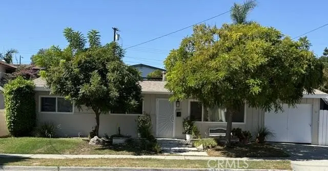 Single Family Residence for sale at 2847 Annette, Oceanside, CA featuring 3 beds and 2 baths