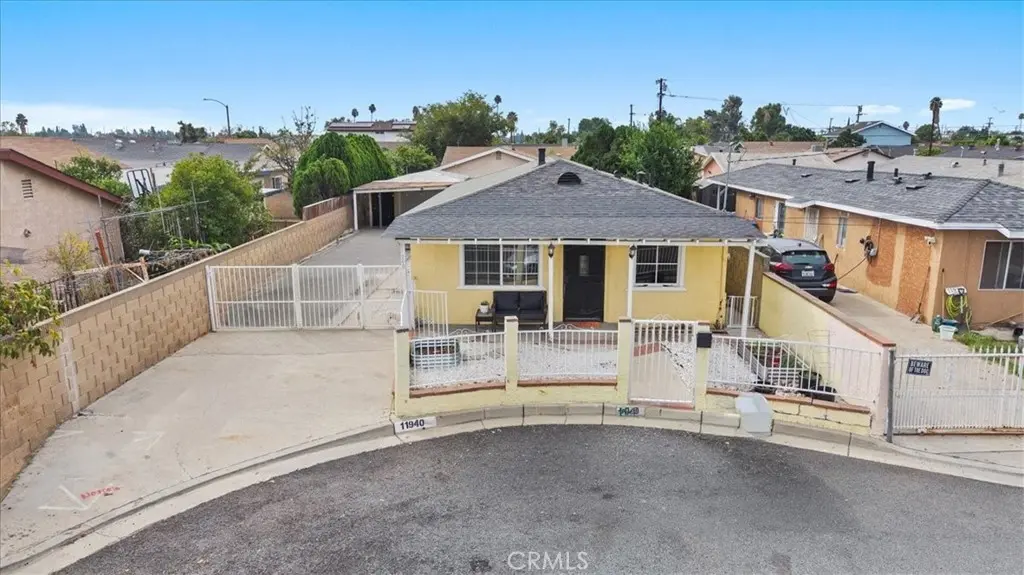 Single Family Residence for sale at 11940 Hermosura, Norwalk, CA featuring 3 beds and 1 bath