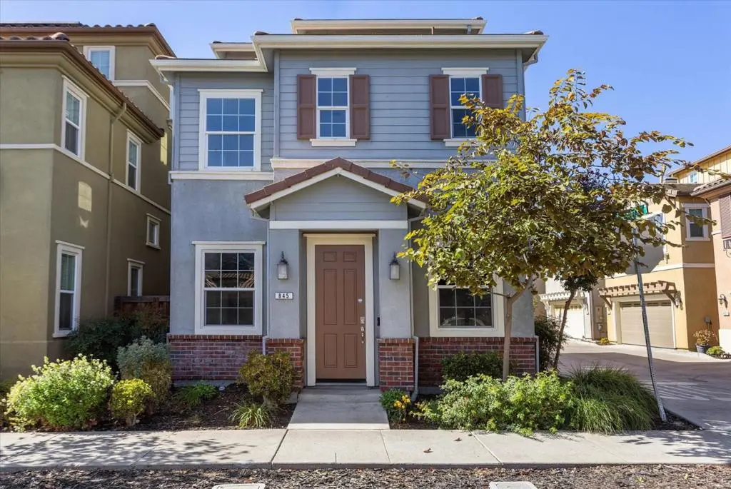 Single Family Residence for sale at 845 Fan Palm Lane, Brentwood, CA featuring 3 beds and 3 baths