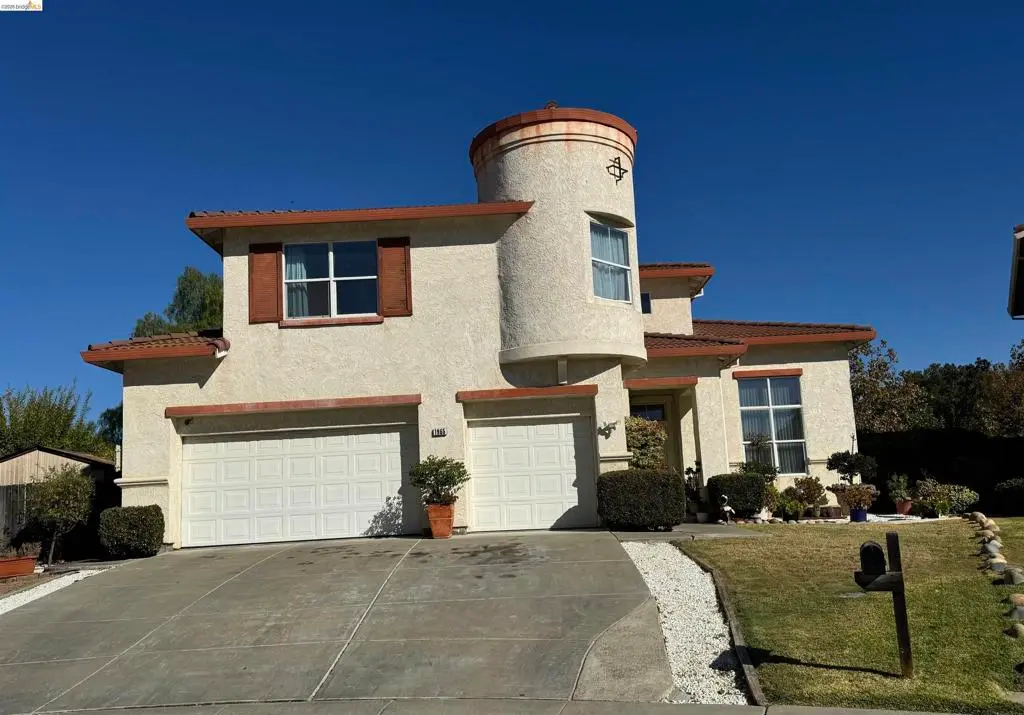 Single Family Residence for sale at 1965 Sugarloaf Mountain Ct, Antioch, CA featuring 5 beds and 3 baths