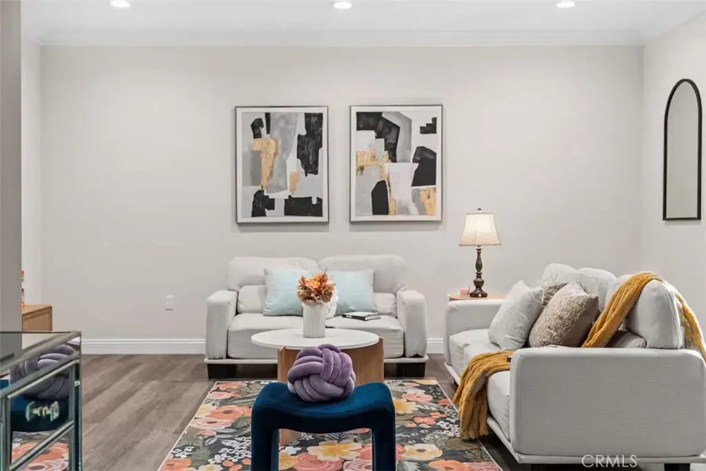 Condominium for rent at 569 Lincoln Avenue 8, Pasadena, CA featuring 3 beds and 3 baths