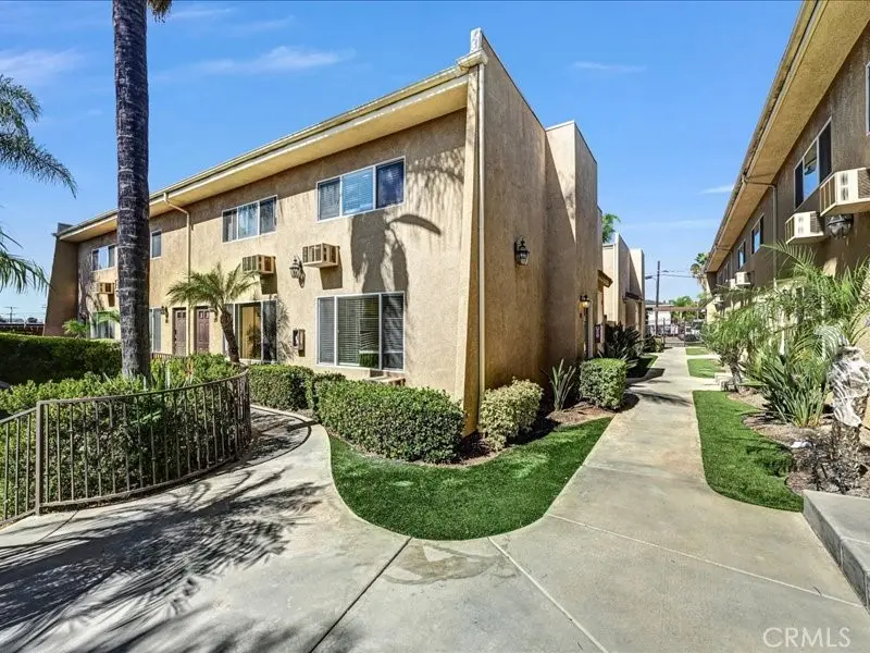 Residential Lease for rent at 1321 Greenfield Dr #30, El Cajon, San Diego County, CA featuring 2 beds and 2 baths