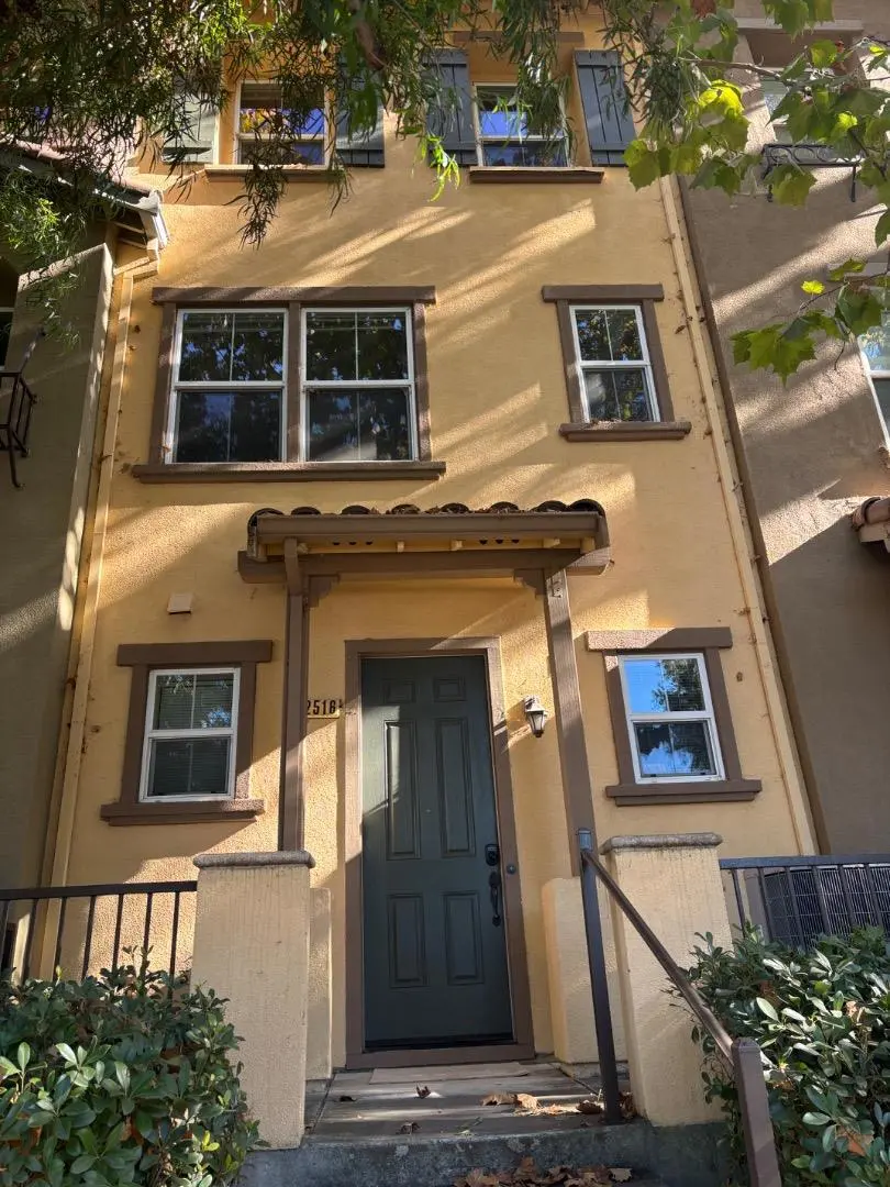 Townhouse for sale at 2516 Autumnvale Avenue, San Jose, CA featuring 3 beds and 3 baths