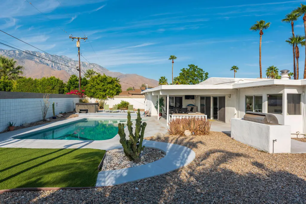 Single Family Residence for rent at 2305 E Bellamy Road, Palm Springs, CA featuring 3 beds and 2 baths