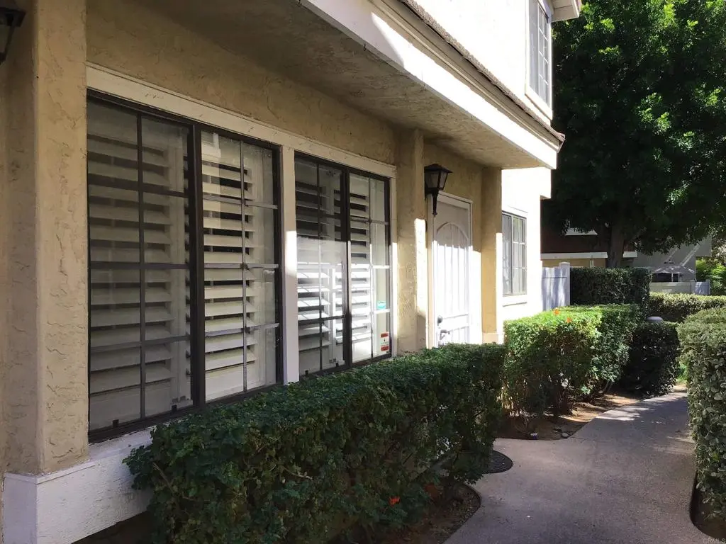 Condominium for sale at 10140 Palm Glen Drive 29, Santee, CA featuring 3 beds and 3 baths