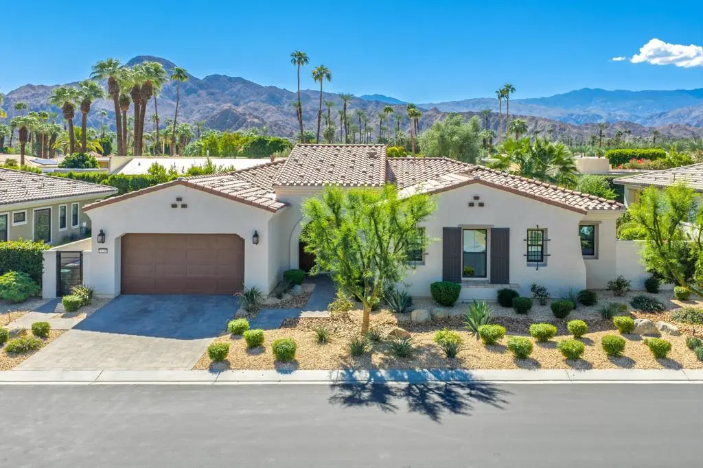 Single Family Residence for sale at 75291 Mansfield Drive, Indian Wells, CA featuring 3 beds and 4 baths