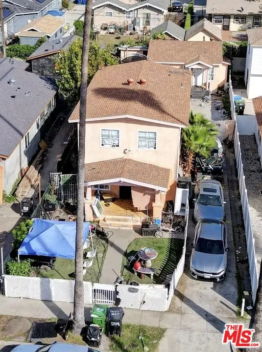 Residential Income for sale at 3976 3rd Avenue, Los Angeles, CA featuring 4 beds and 2 baths