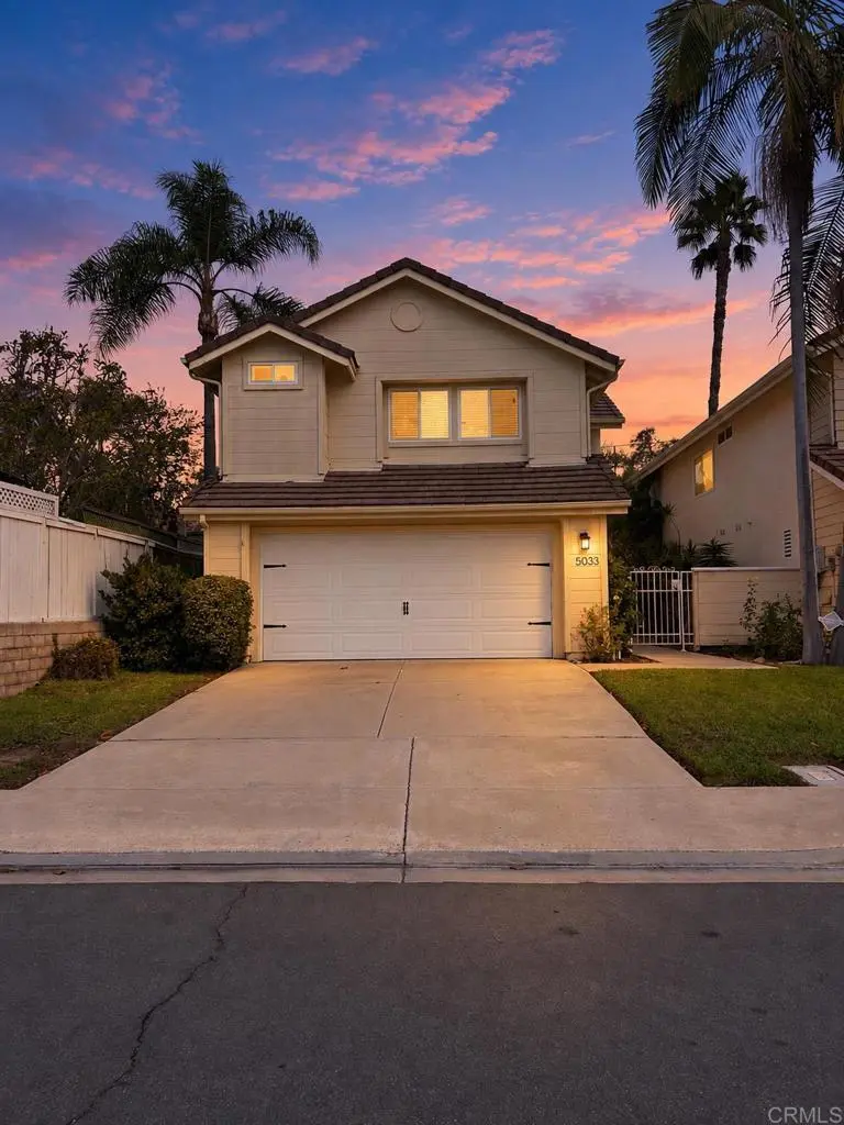 Residential Lease for rent at 5033 Camino Playa Acapulco, San Diego, San Diego County, CA featuring 3 beds and 3 baths