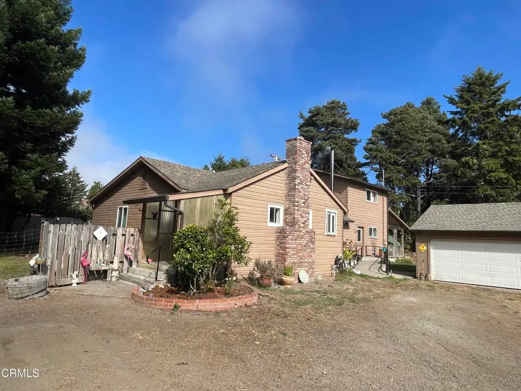 Single Family Residence for sale at 18801 Lahmon Lane, Fort Bragg, CA featuring 5 beds and 3 baths