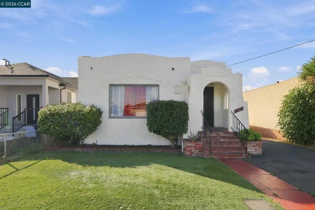 Single Family Residence for sale at 1928 California, San Pablo, CA featuring 3 beds and 1 bath
