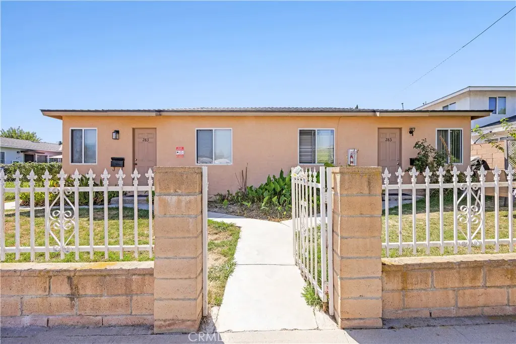 Quadruplex for rent at 287 N Florence, Burbank, CA featuring 1 bed and 1 bath