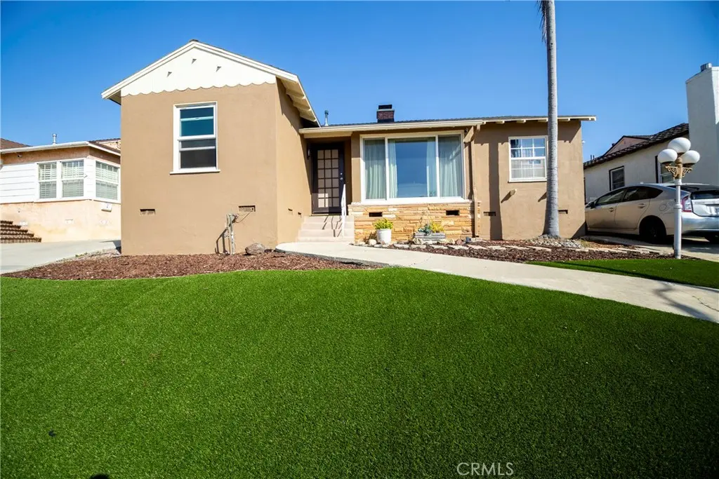 Single Family Residence for sale at 11642 Ruthelen, Los Angeles, CA featuring 2 beds and 2 baths