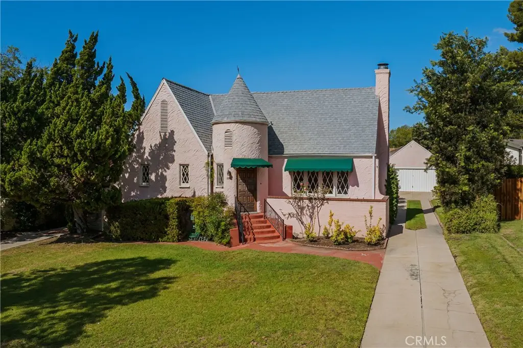 Single Family Residence for sale at 1363 Sonora Avenue, Glendale, CA featuring 3 beds and 2 baths