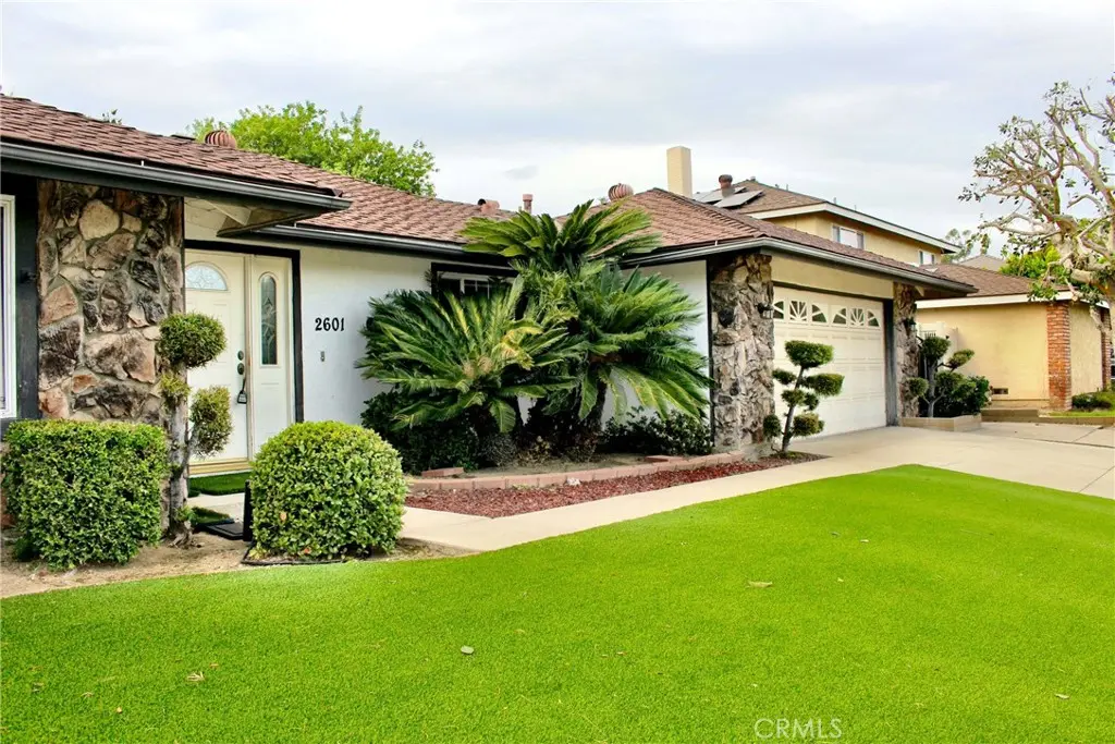 Single Family Residence for rent at 2601 Middlesex, Fullerton, CA featuring 3 beds and 2 baths