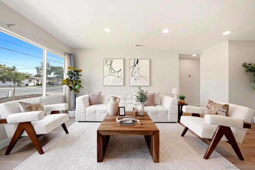 Residential Lease for rent at 134 F St, Chula Vista, San Diego County, CA featuring 3 beds and 2 baths