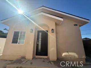 Single Family Residence for rent at 9640 Nightingale A, Fountain Valley, CA featuring 2 beds and 2 baths