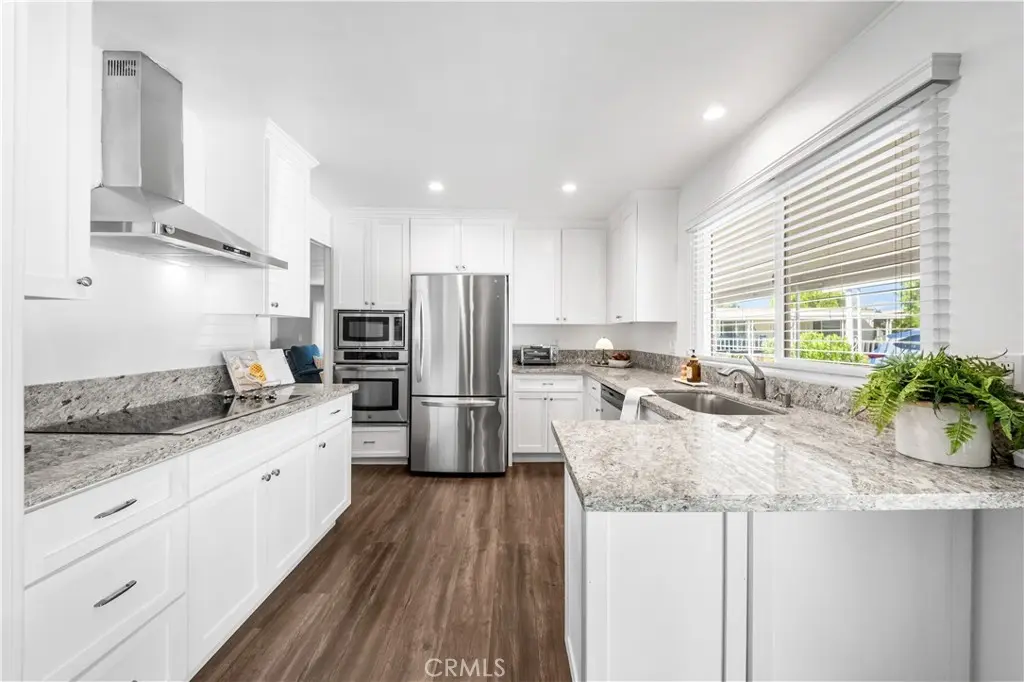 Manufactured In Park for sale at 3762 Lake Crest, Yorba Linda, CA featuring 2 beds and 2 baths