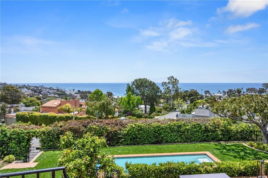 Single Family Residence for rent at 250 High Drive, Laguna Beach, CA featuring 4 beds and 5 baths