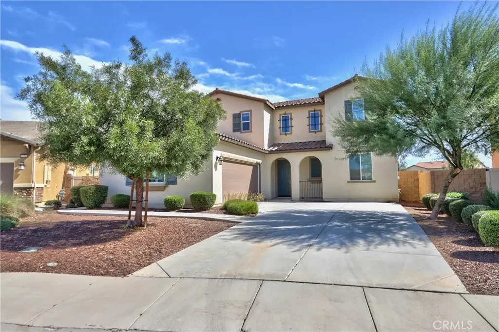 Single Family Residence for rent at 36300 Golden Poppy, Wildomar, CA featuring 4 beds and 3 baths