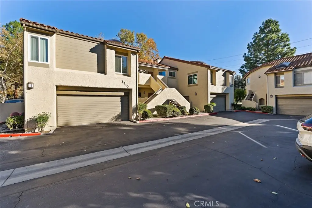 Condominium for sale at 3210 Darby Street 102, Simi Valley, CA featuring 2 beds and 1 bath