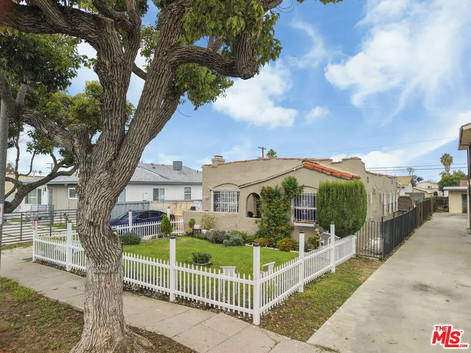 Residential Income for sale at 1543 W 82nd Street, Los Angeles, CA featuring 6 beds and 3 baths