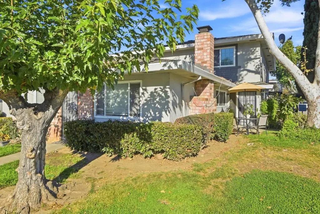 Condominium for sale at 5518 Judith Street 2, San Jose, CA featuring 2 beds and 1 bath