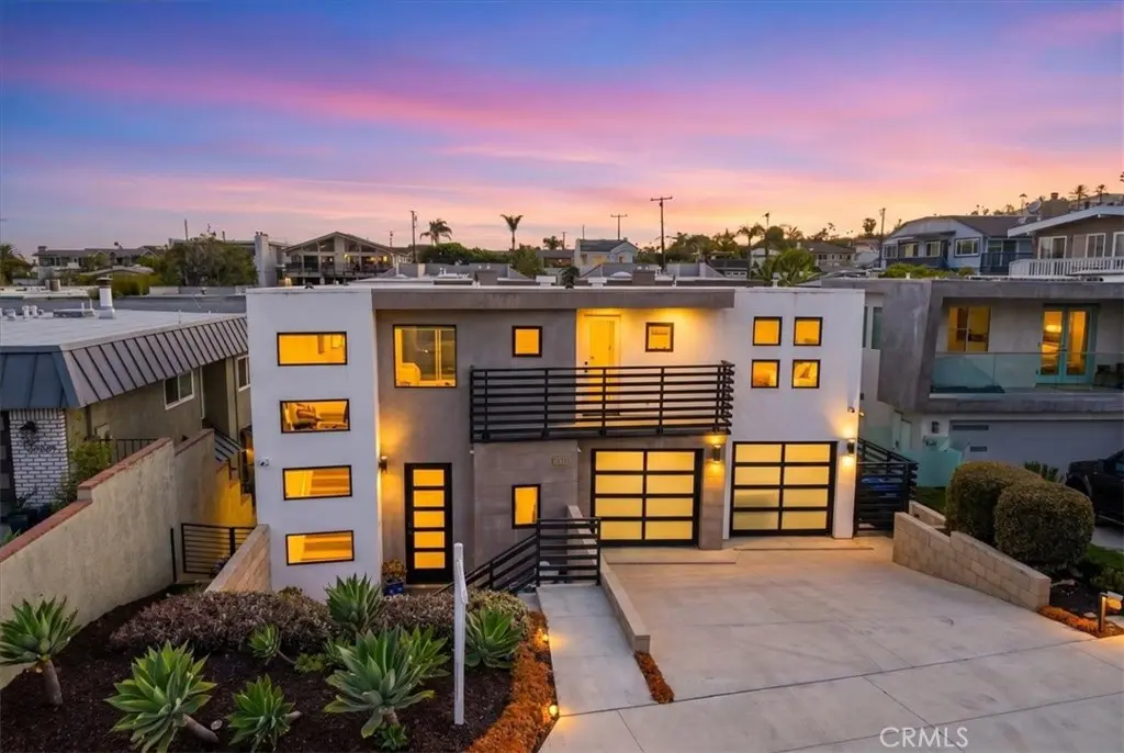 Single Family Residence for rent at 33871 Calle La Primavera, Dana Point, CA featuring 4 beds and 5 baths