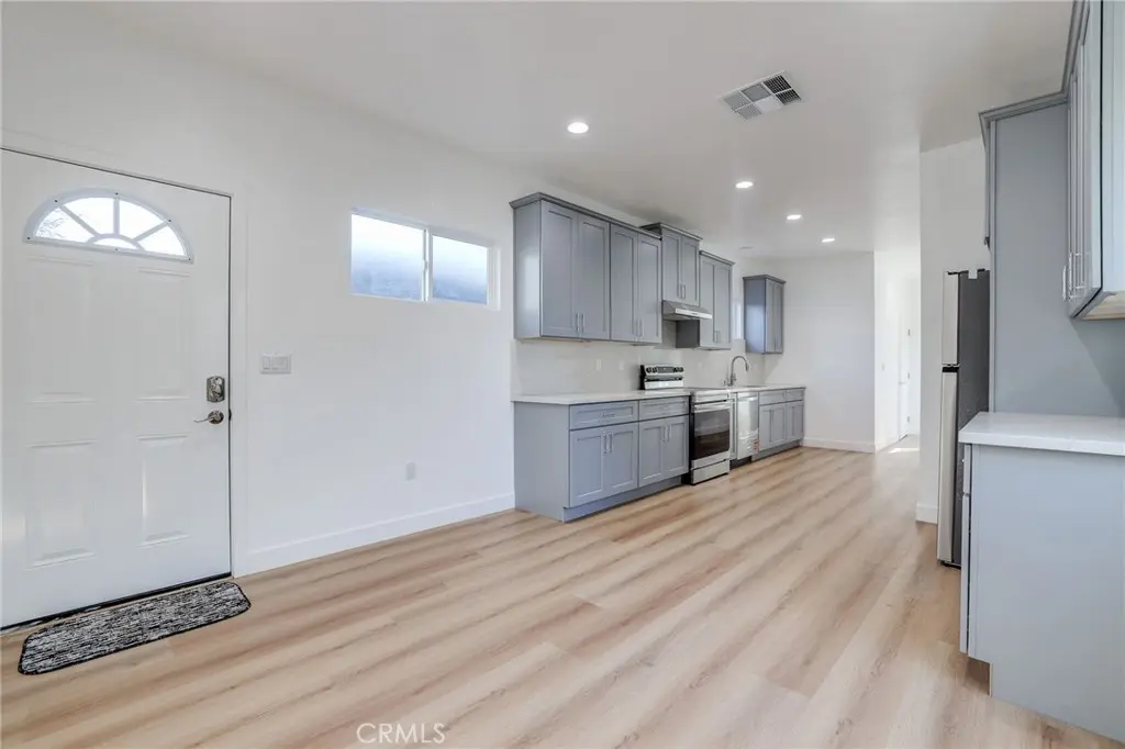Apartment for rent at 8686 Hastings Circle, Huntington Beach, CA featuring 3 beds and 2 baths
