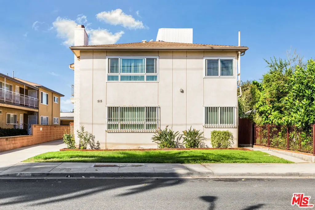 Residential Income for sale at 515 S Grevillea Avenue, Inglewood, CA featuring 8 beds and 7 baths