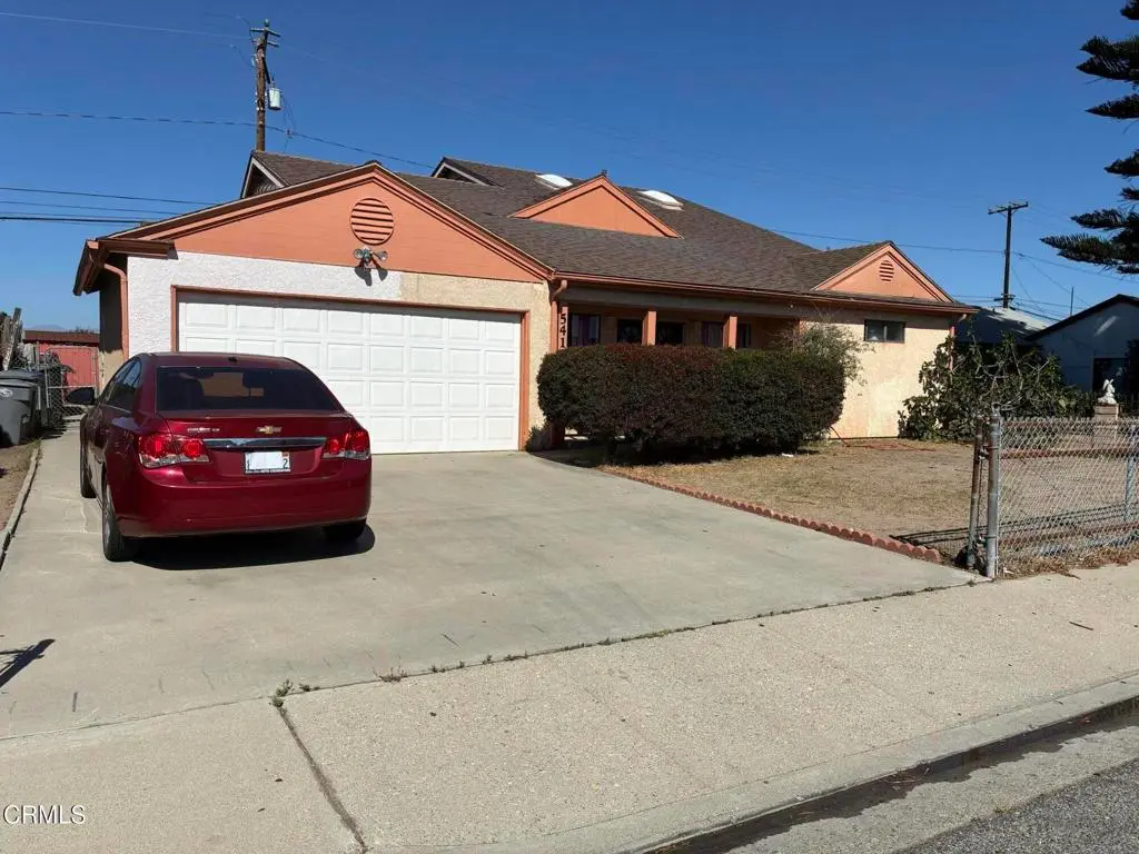 Single Family Residence for sale at 541 La Canada Avenue, Oxnard, CA featuring 5 beds and 4 baths