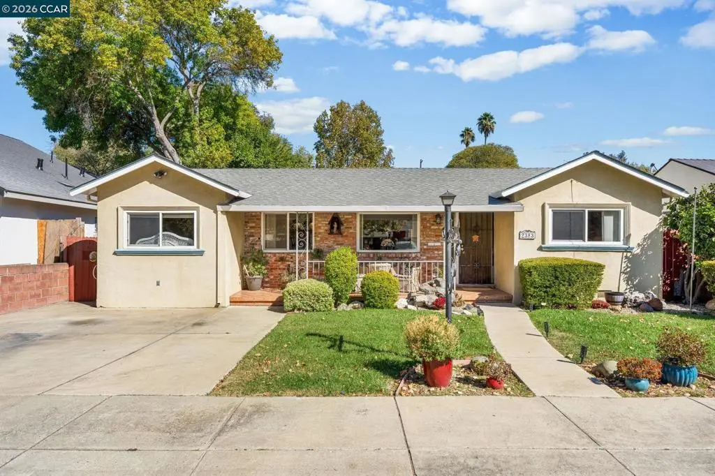 Single Family Residence for sale at 2383 Mountain View Dr, Concord, CA featuring 3 beds and 1 bath