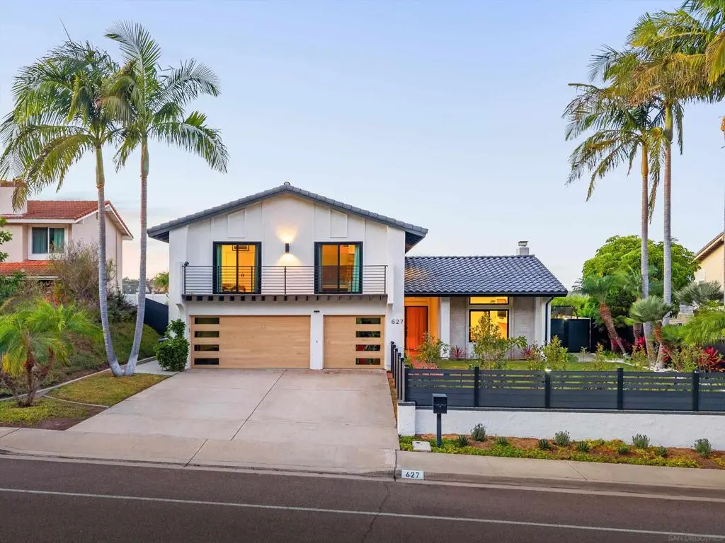Single Family Residence for sale at 627 Santa Rosita, Solana Beach, CA featuring 4 beds and 3 baths