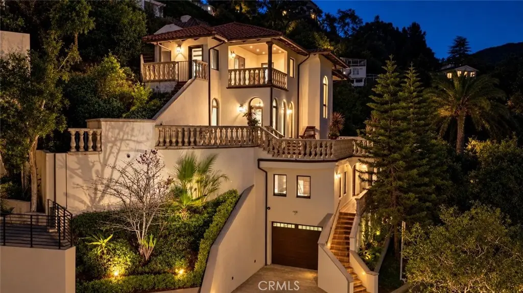 Single Family Residence for sale at 2995 Belden Drive, Los Angeles, CA featuring 4 beds and 4 baths