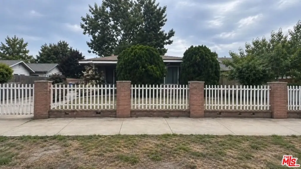 Single Family Residence for sale at 834 E 104th Street, Los Angeles, CA featuring 3 beds and 2 baths