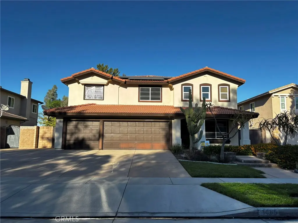 Single Family Residence for rent at 1485 Maplebrook, Corona, CA featuring 5 beds and 4 baths