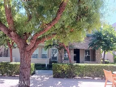 Residential Lease for rent at 66 Colonial Way, Aliso Viejo, Orange County, CA featuring 3 beds and 3 baths