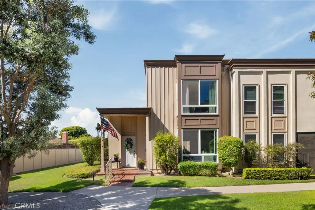 Single Family Residence for sale at 9692 Brookhaven, Huntington Beach, CA featuring 3 beds and 2 baths