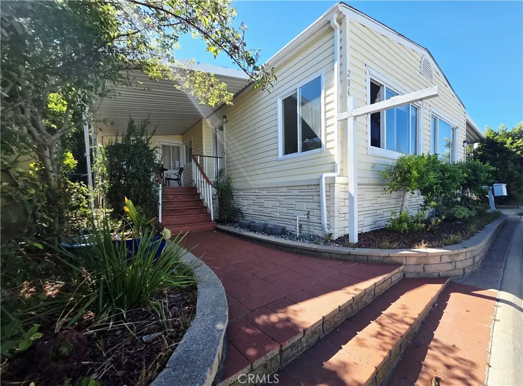 Manufactured In Park for sale at 2550 Pacific Coast Hwy. #206, Torrance, CA featuring 2 beds and 2 baths