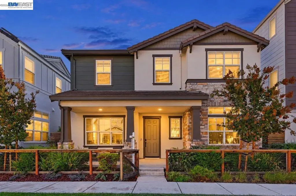 Single Family Residence for sale at 3809 Robby Ct, Pleasanton, CA featuring 4 beds and 3 baths