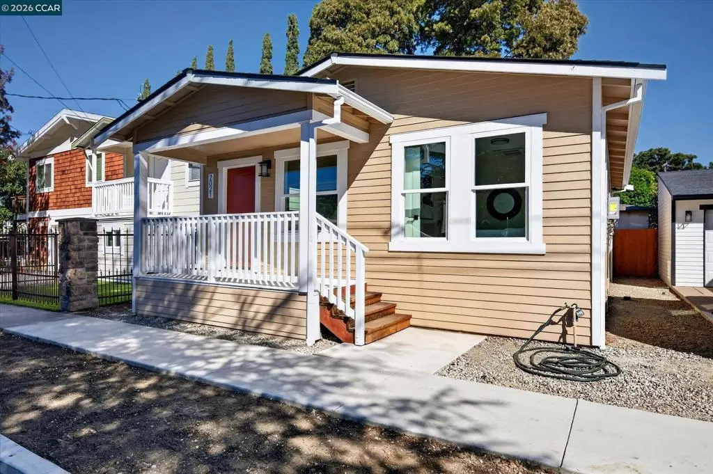 Single Family Residence for sale at 2021 Castro St, Martinez, CA featuring 2 beds and 1 bath