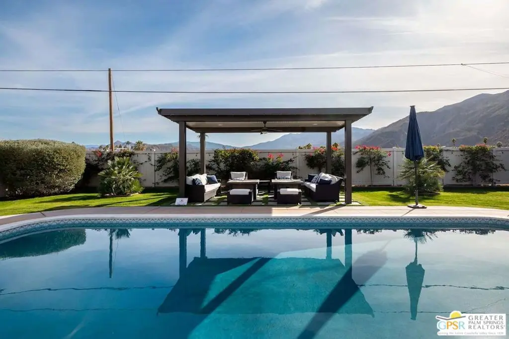 Single Family Residence for rent at 477 E Via Colusa, Palm Springs, CA featuring 4 beds and 3 baths
