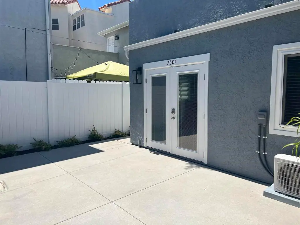 Apartment for rent at 750.5 E Avenue, Coronado, CA featuring 1 bed and 1 bath