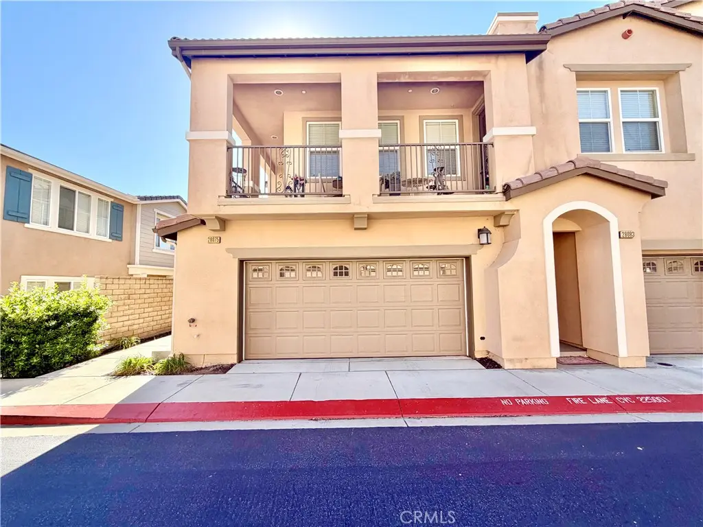 Townhouse for rent at 28075 Calle Bonita, Temecula, CA featuring 3 beds and 3 baths