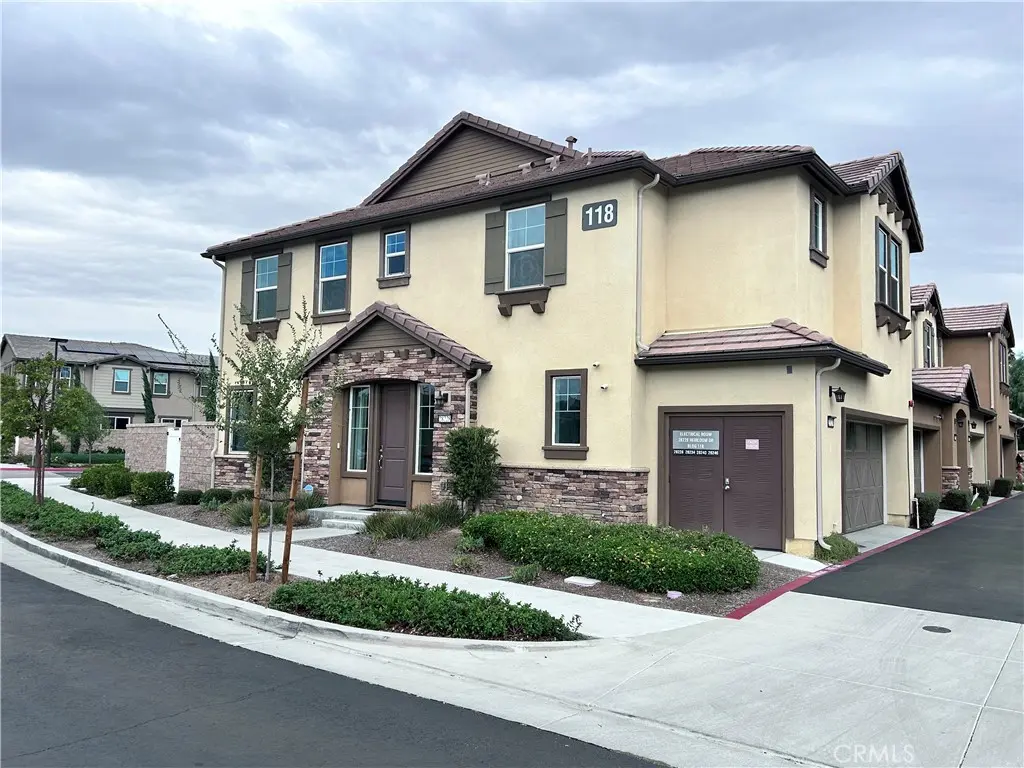 Townhouse for rent at 28228 Heirloom Drive, Temecula, CA featuring 4 beds and 3 baths