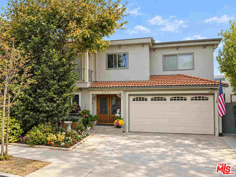 Residential Income for sale at 2331 20th Street, Santa Monica, Los Angeles County, CA featuring 11 beds and 11 baths